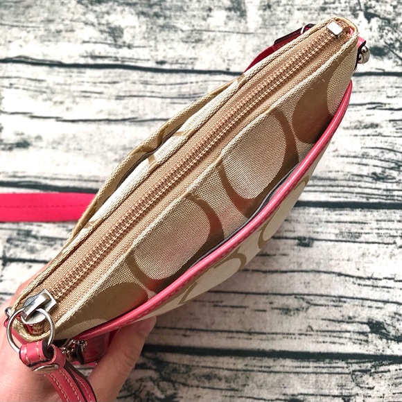 HP💘COACH⚡️Auth Signature Jacquard Crossbody Bag - Picture 5 of 10